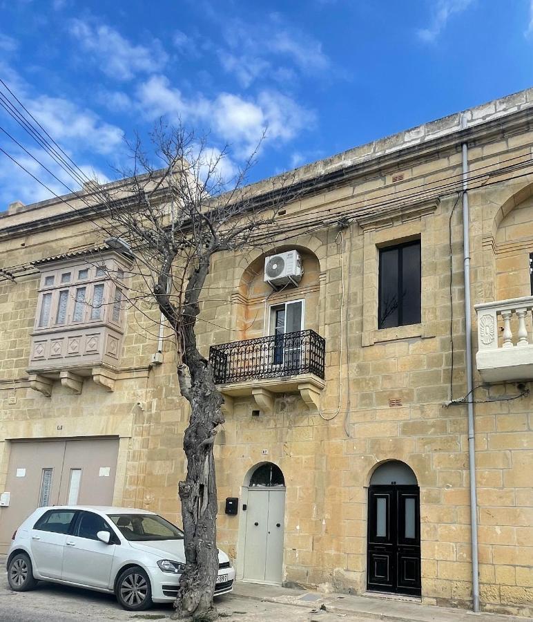Отель Penelope Townhouse Ghajn il-Kbira  Экстерьер фото