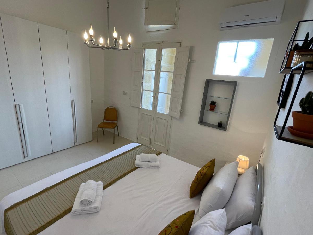 Отель Penelope Townhouse Ghajn il-Kbira  Экстерьер фото