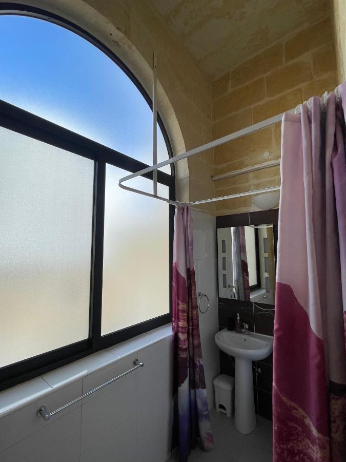 Отель Penelope Townhouse Ghajn il-Kbira  Экстерьер фото